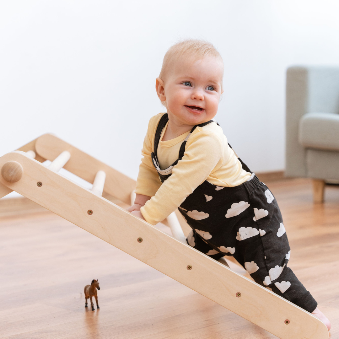 SIPITRI Climbing Triangle – Safe & Fun Toddler Play Gym by Ette Tete at www.brixbailey.com