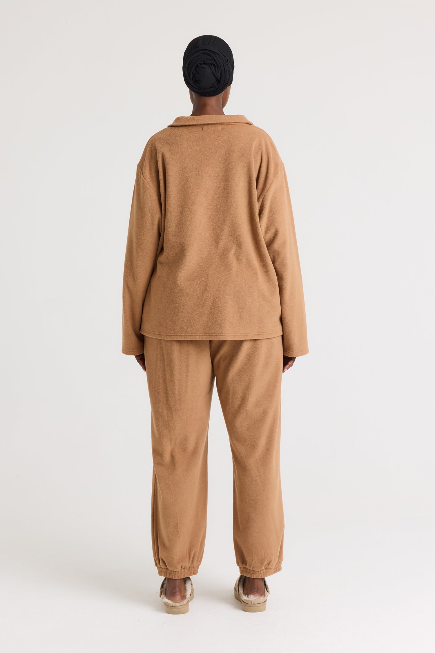 Fleece Lounge Set in Tan