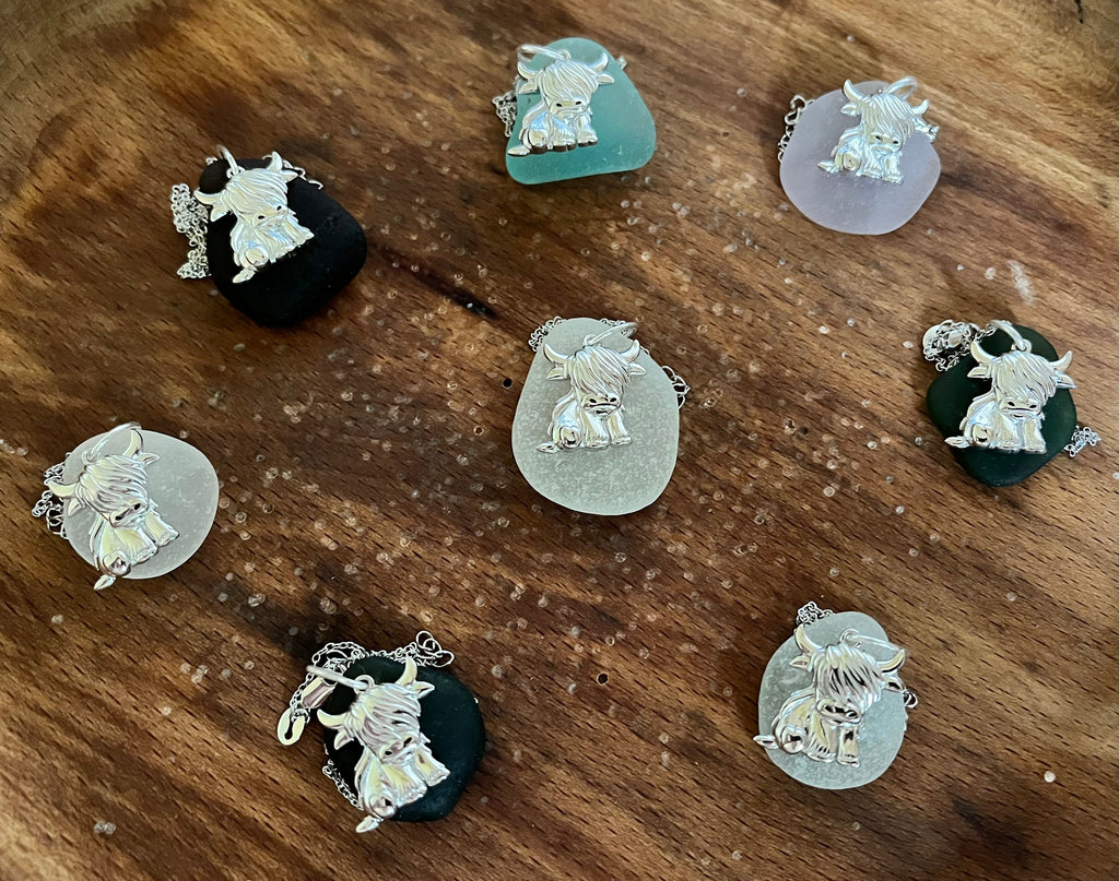 Highland Cow Pendant in 925 Silver with Scottish Seaglass