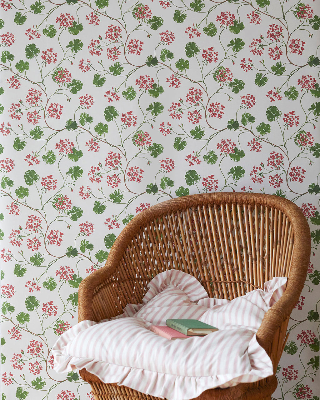Geraniums wallpaper - original