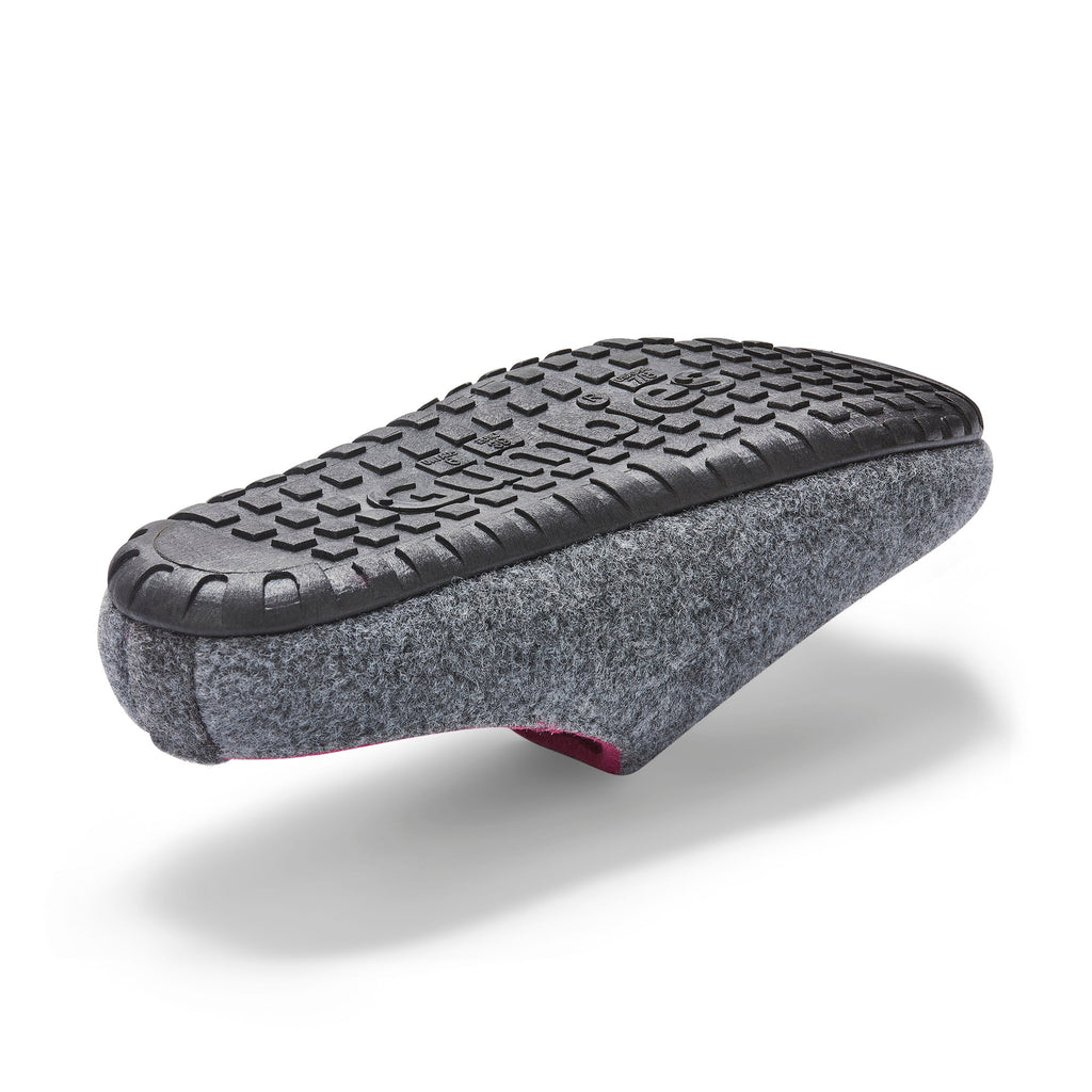 Outback Women's Slipper in Grey and Pink