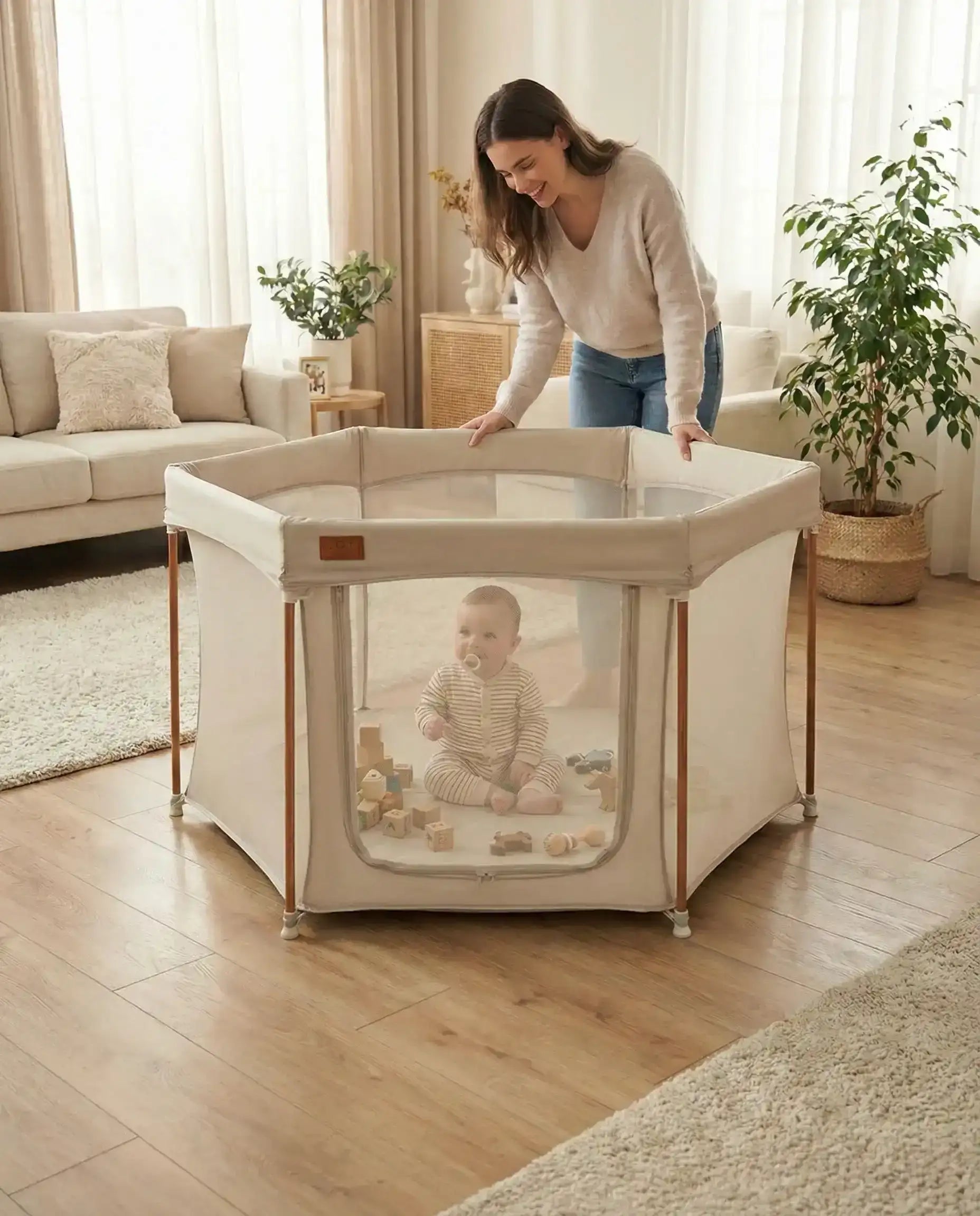 JOY Baby Playpen in Natural Wood