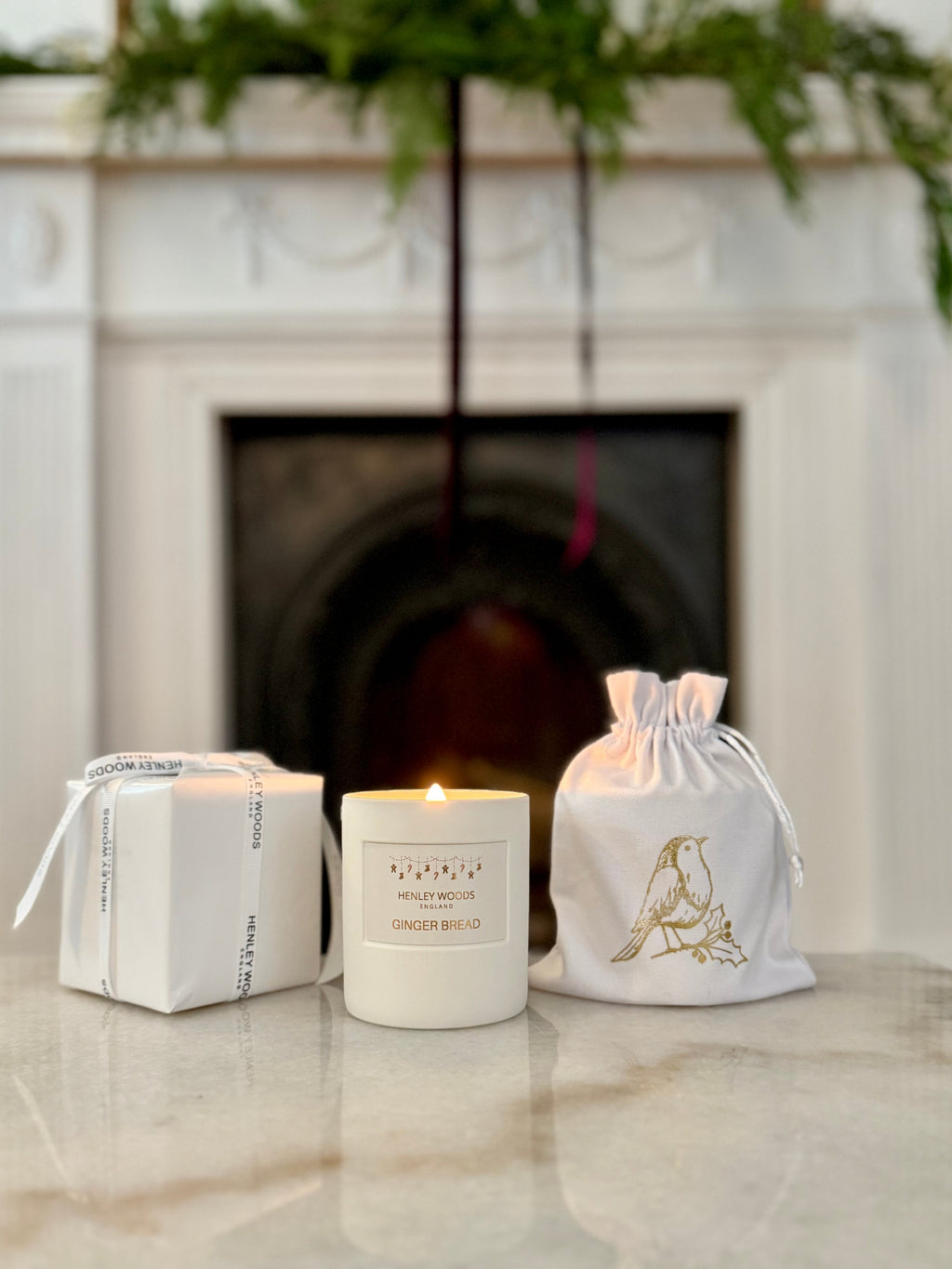 Gingerbread Christmas Candle with Double Wooden Wick