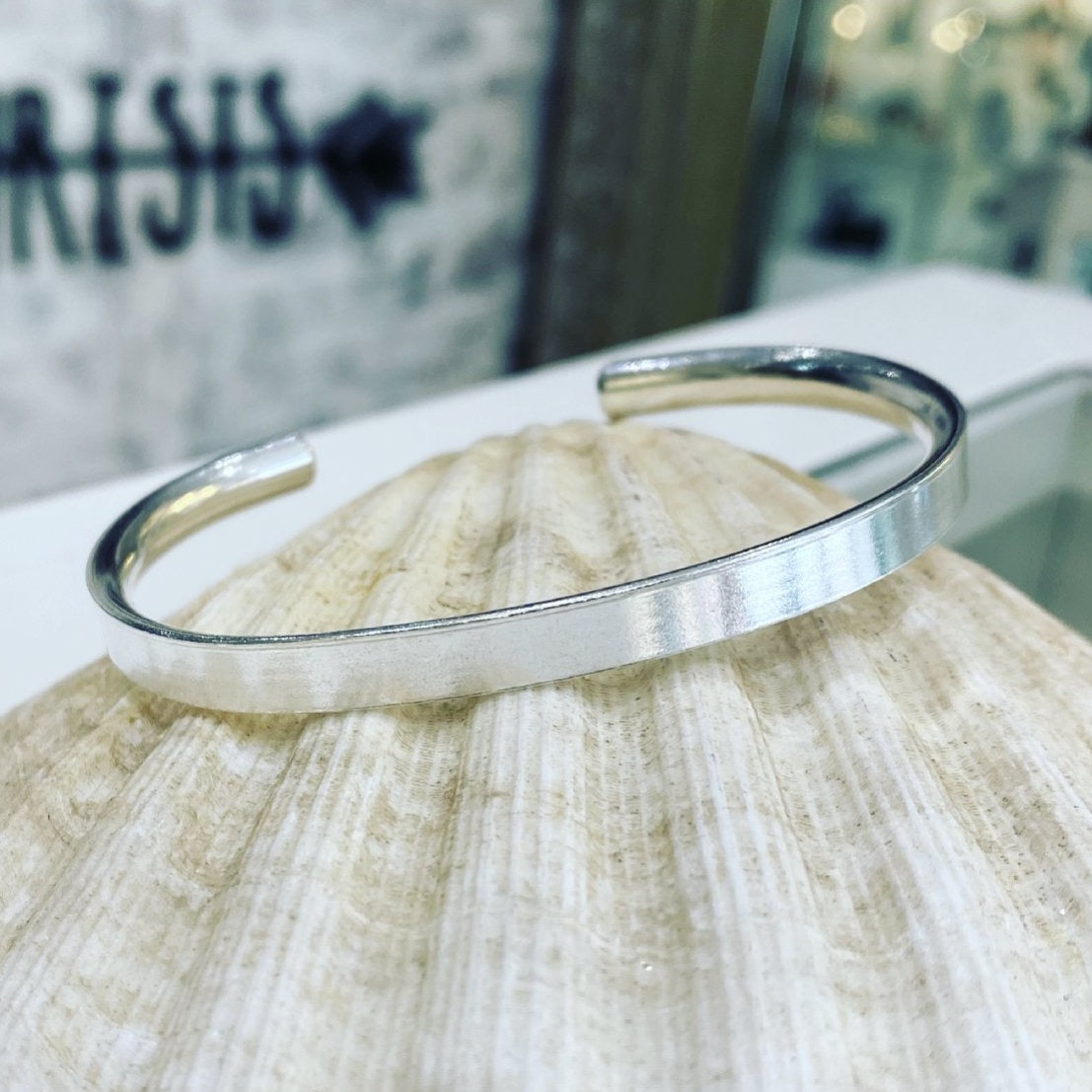 Luxury Curved Silver Cuff