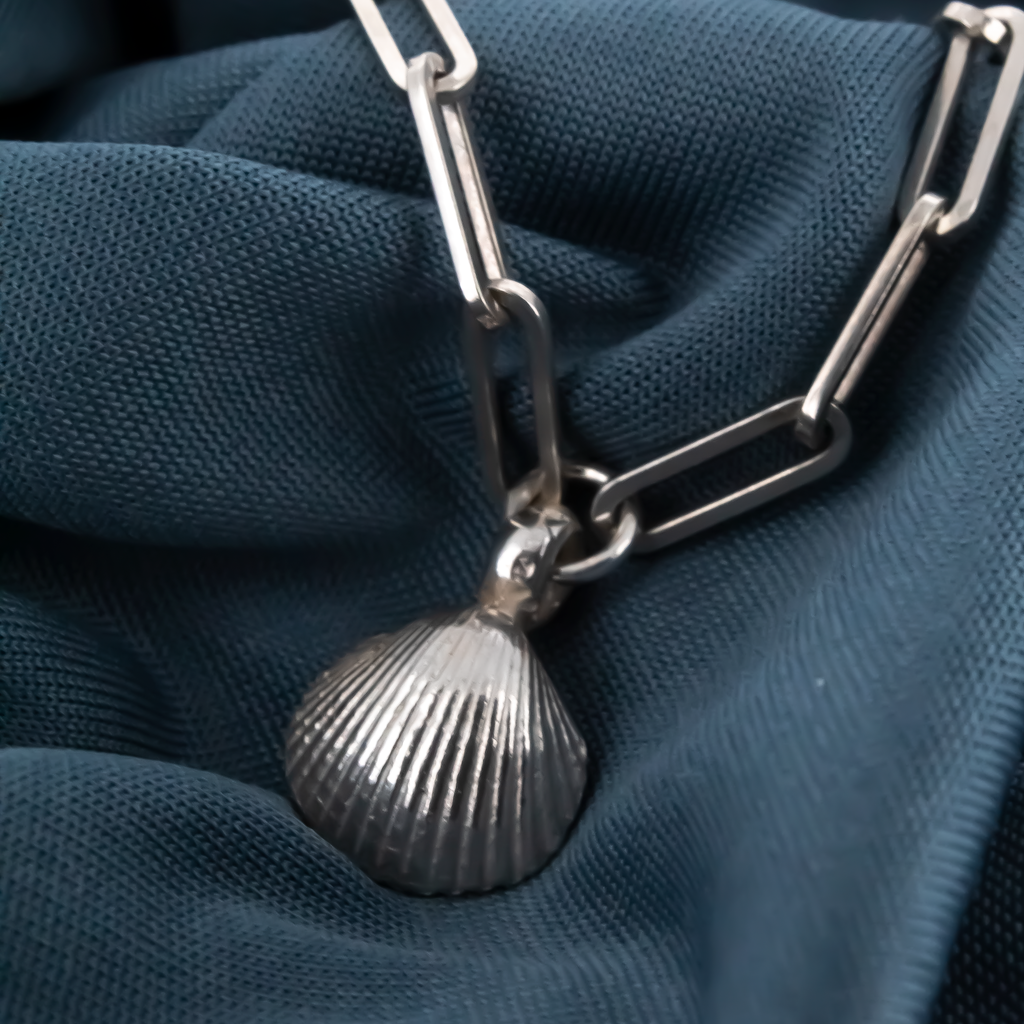 Sterling Silver Shell Trace Chain Necklace