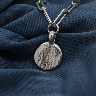 New Moon Trace Chain Necklace in Sterling Silver