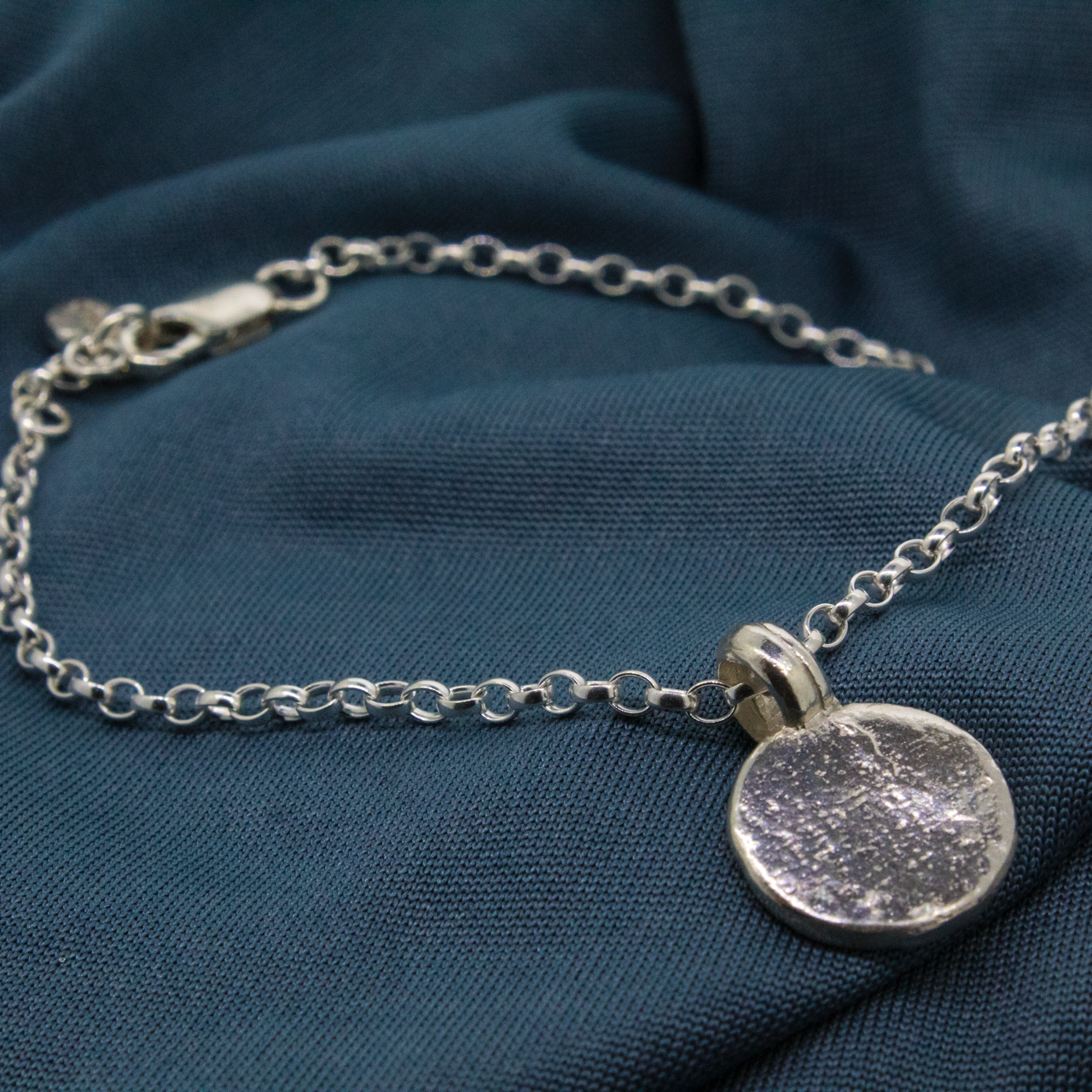New Moon Chain Bracelet in Sterling Silver