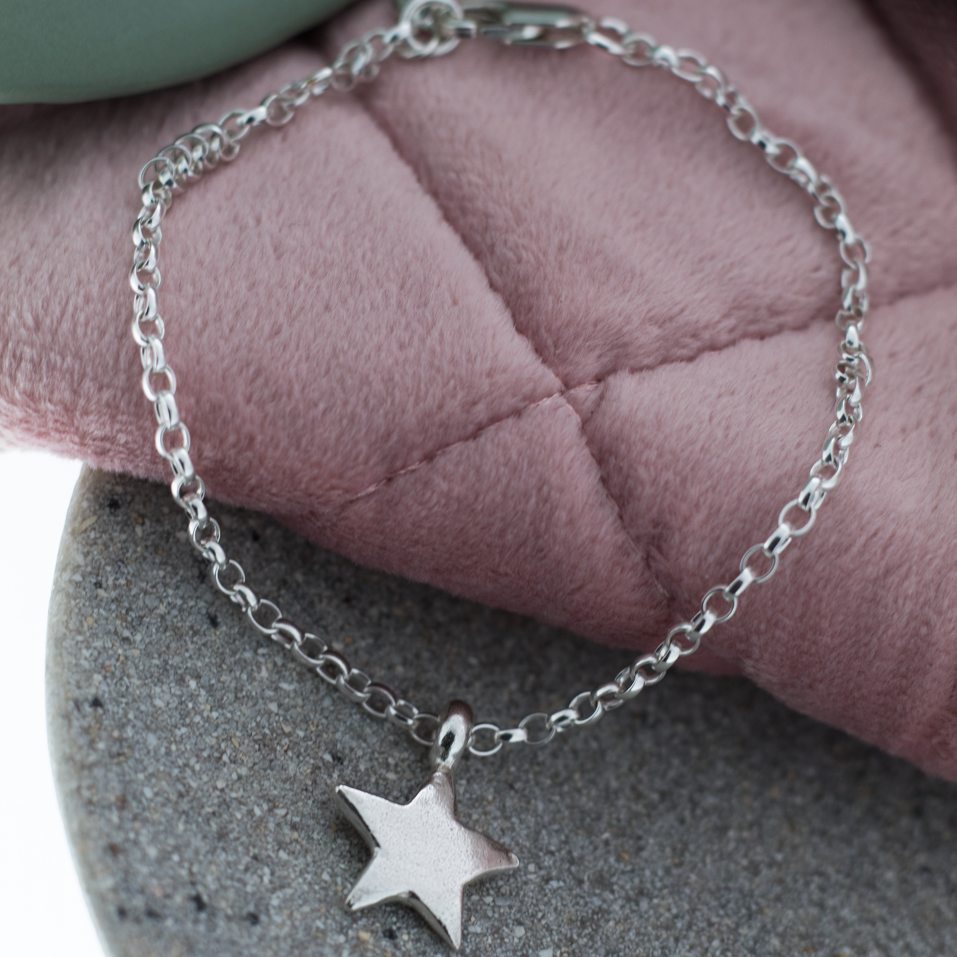 Star Charm Chain Bracelet in Sterling Silver