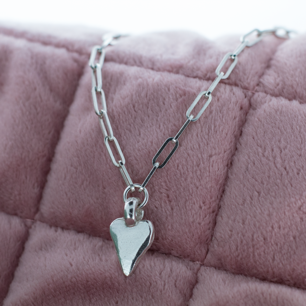 Heart Trace Chain Necklace in Sterling Silver