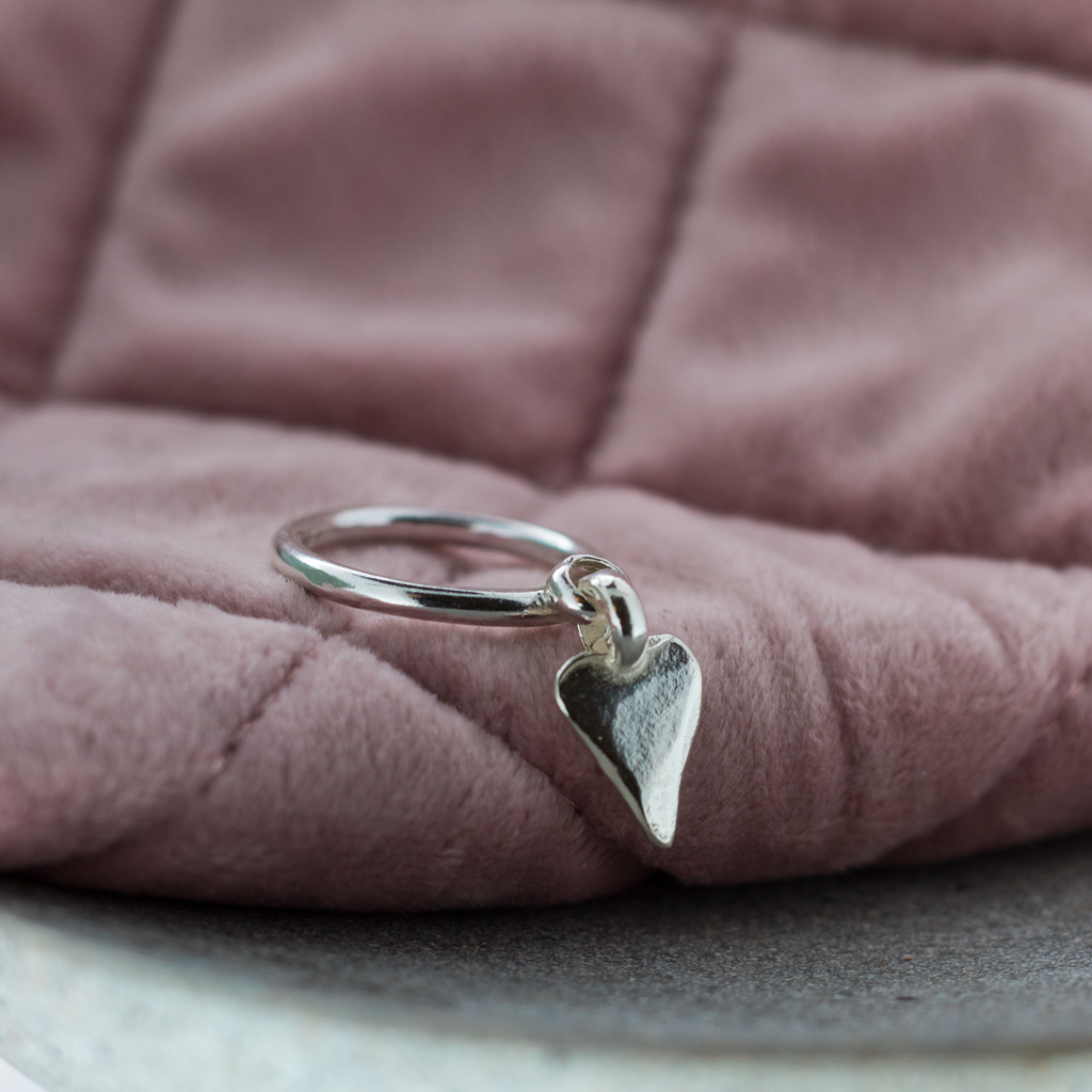 Heart Dangle Ring