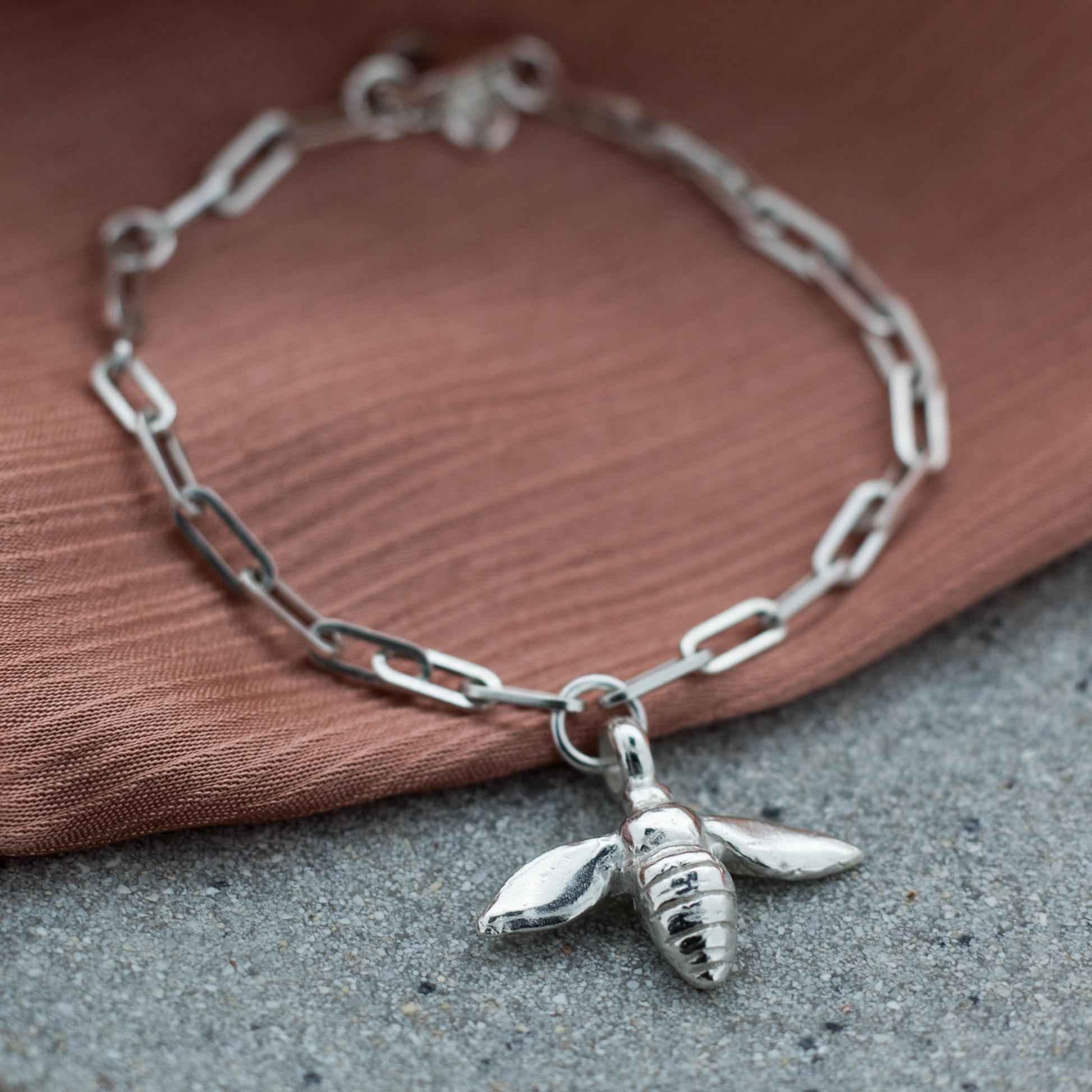 Honey Bee Trace Chain Bracelet in Sterling Silver