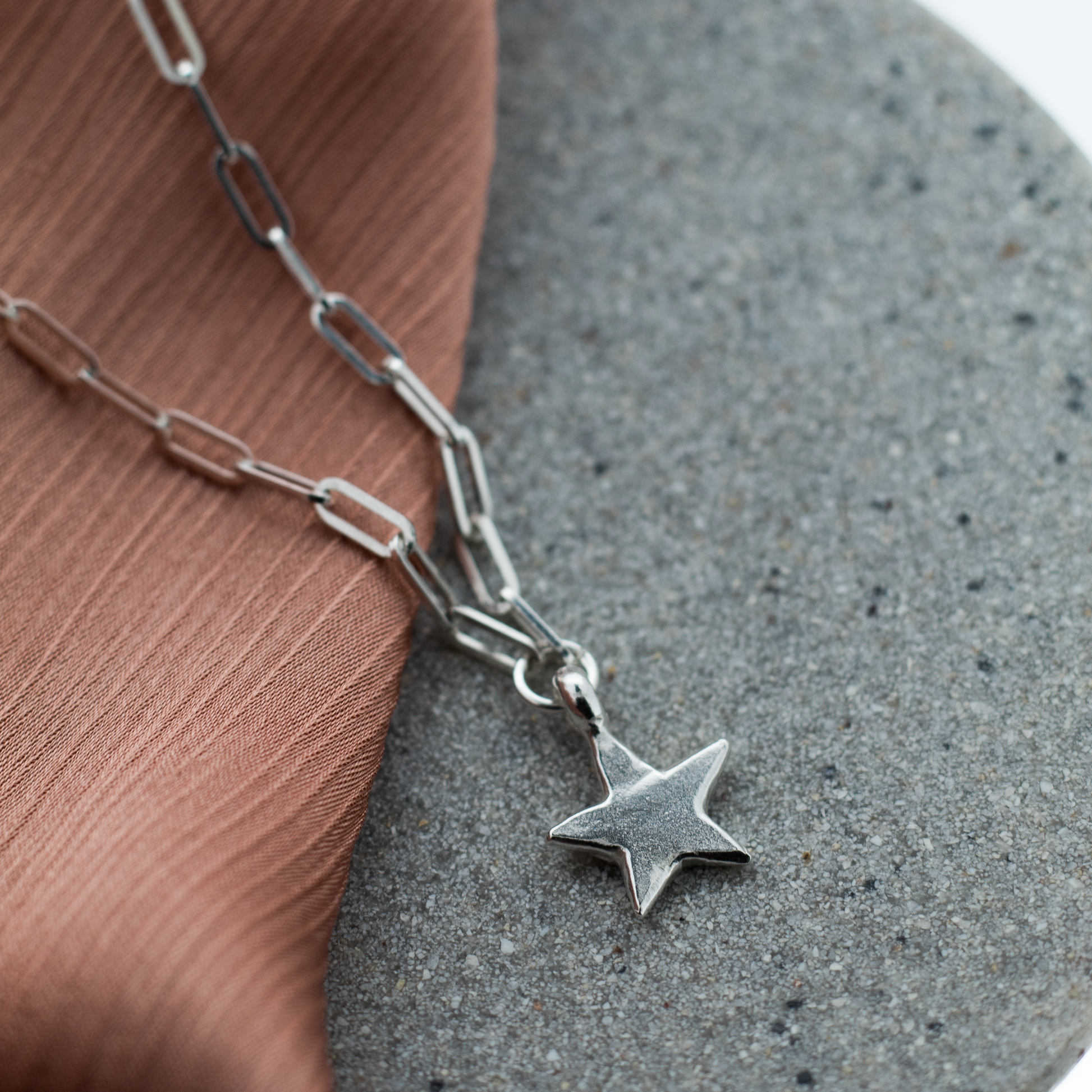 Star Trace Chain Necklace in Sterling Silver