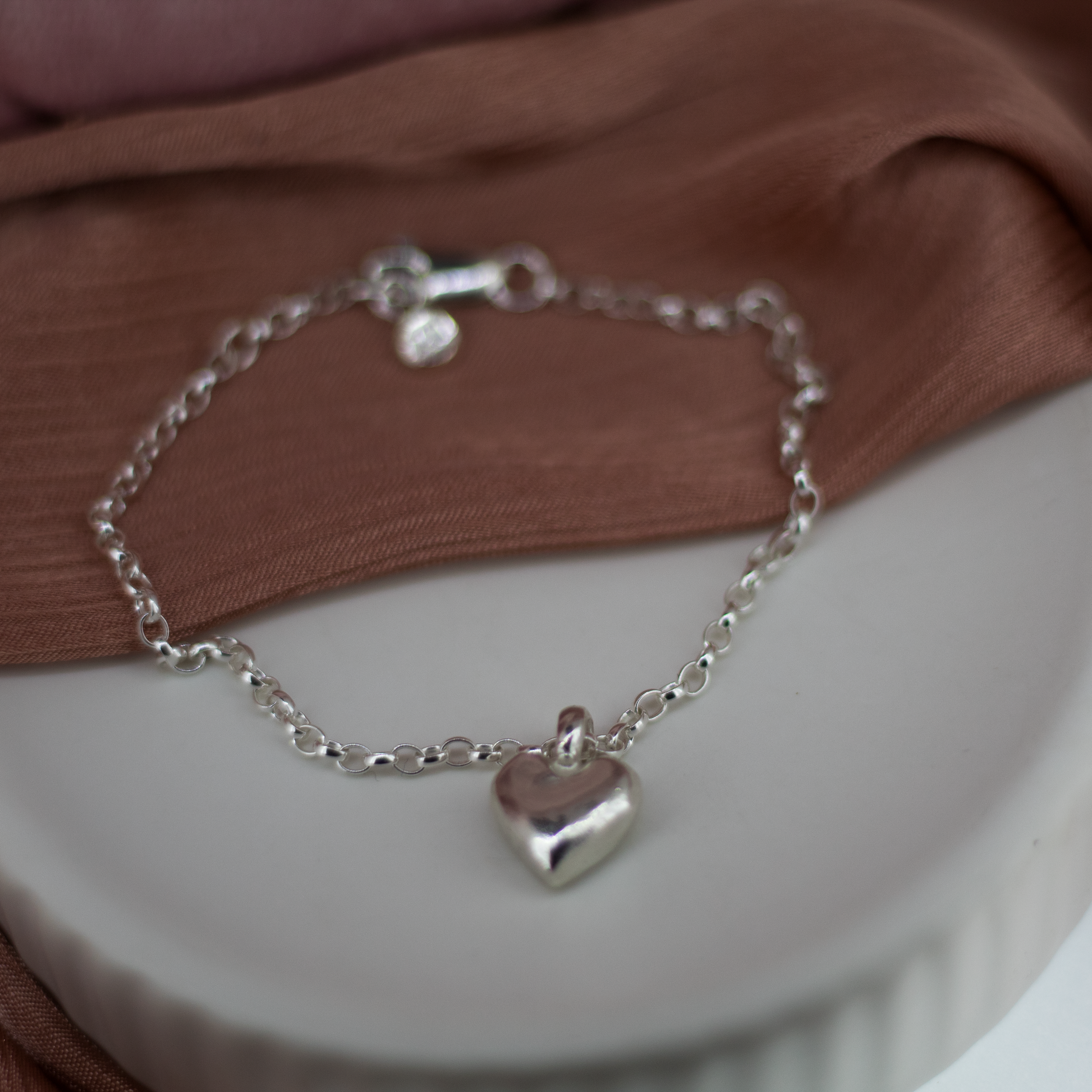 Sterling Silver Sweetheart Chain Bracelet
