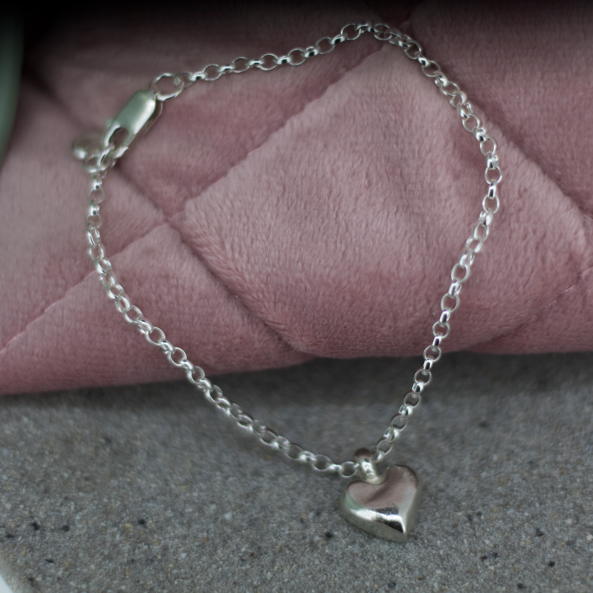 Sterling Silver Sweetheart Chain Bracelet