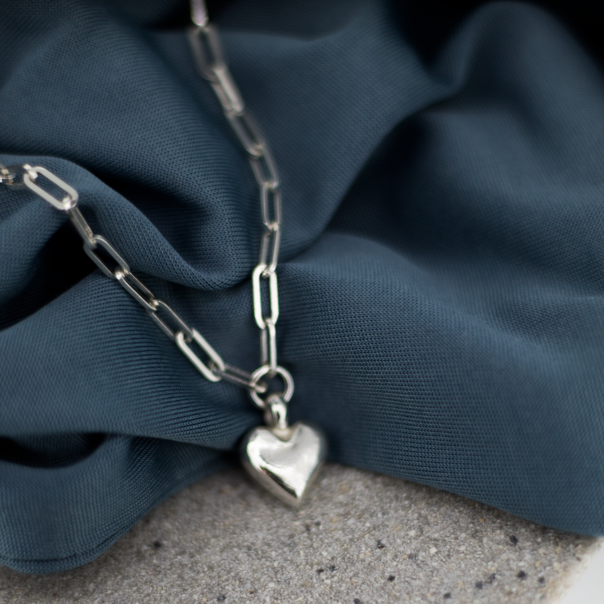 Sweet Heart Trace Chain Necklace in Sterling Silver