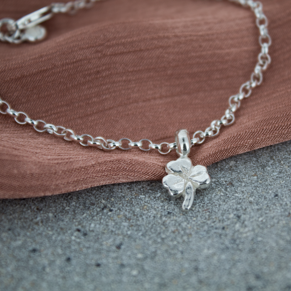 Lucky Clover Chain Bracelet in Sterling Silver