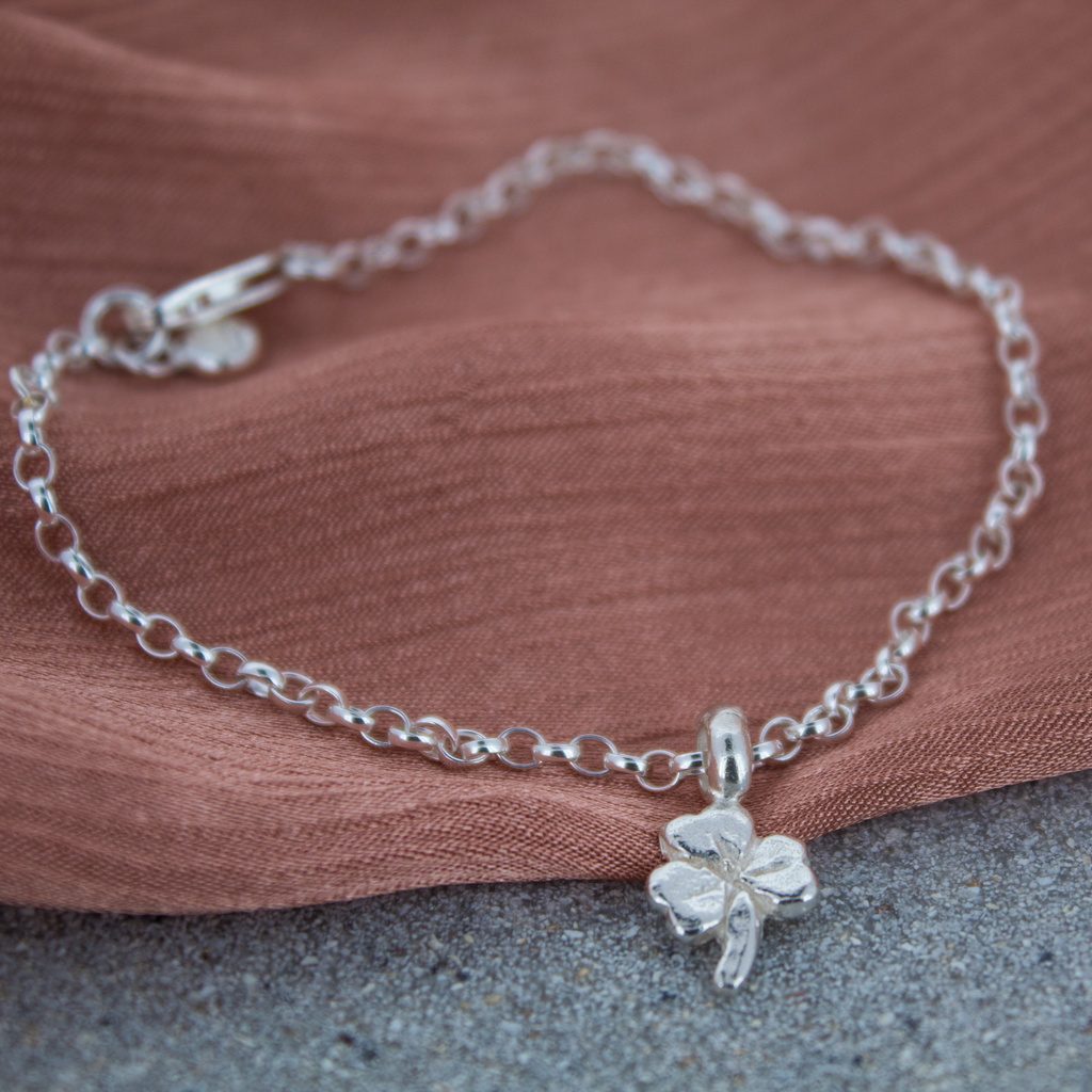 Lucky Clover Chain Bracelet in Sterling Silver