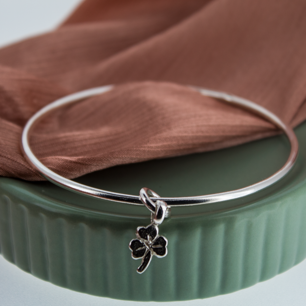 Lucky Clover Silver Charm Bangle