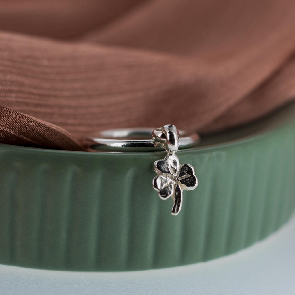 Lucky Clover Dangle Ring Sterling Silver
