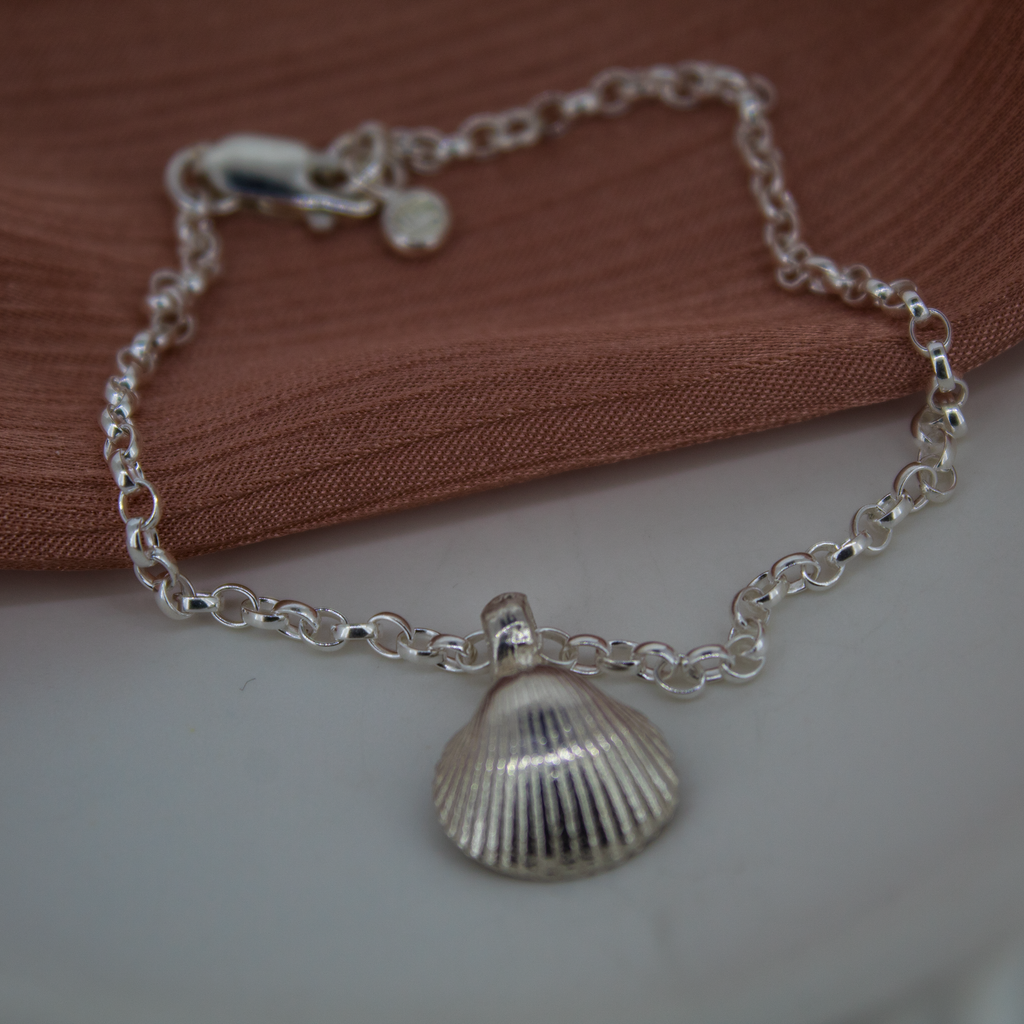 Recycled Silver Shell Chain Bracelet