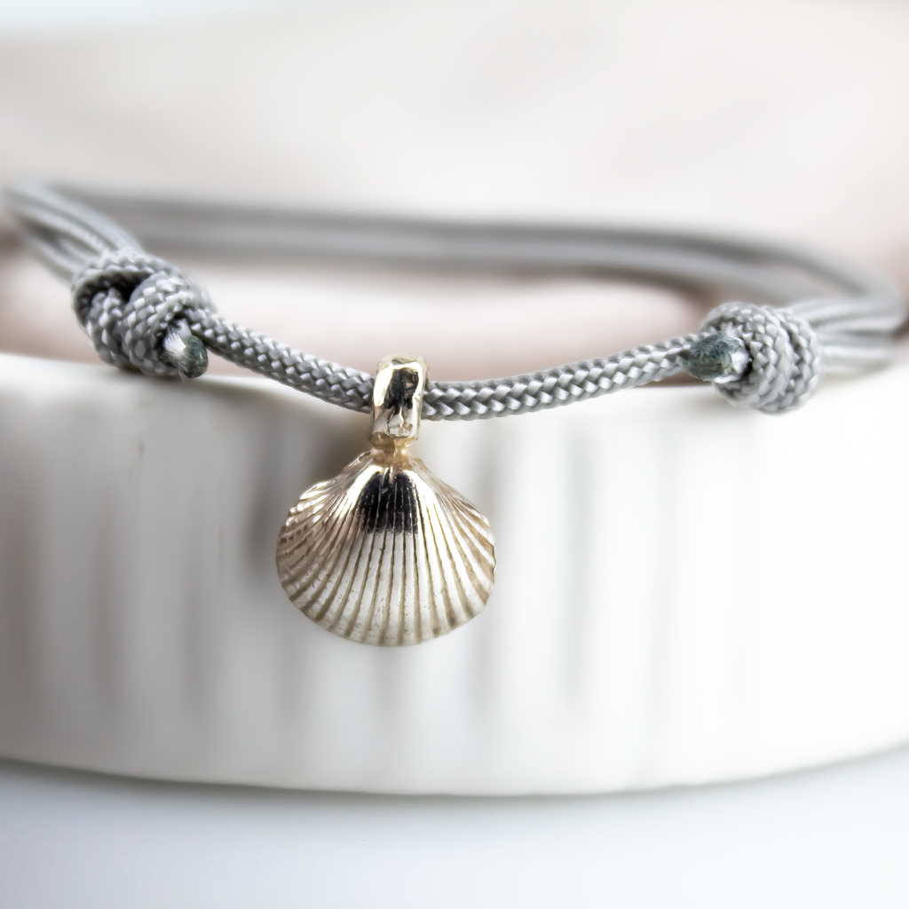 Shell Charm Rope Bracelet in Sterling Silver
