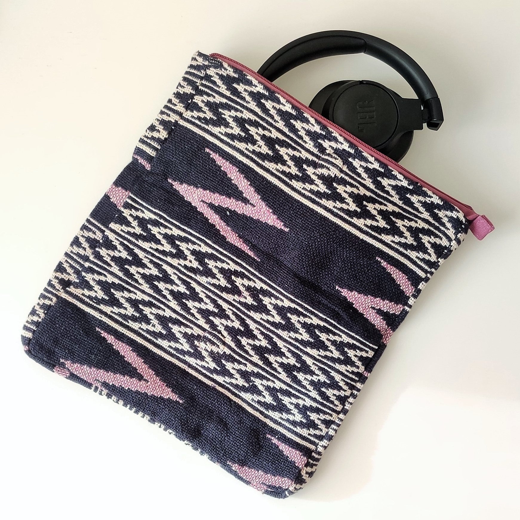 Smart Accessories Pouch in Navy White and Mauve