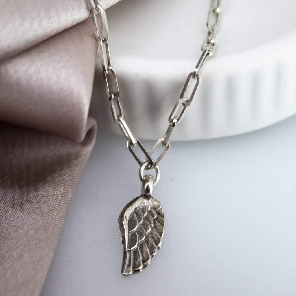 Angel Wing Trace Chain Necklace in Sterling Silver