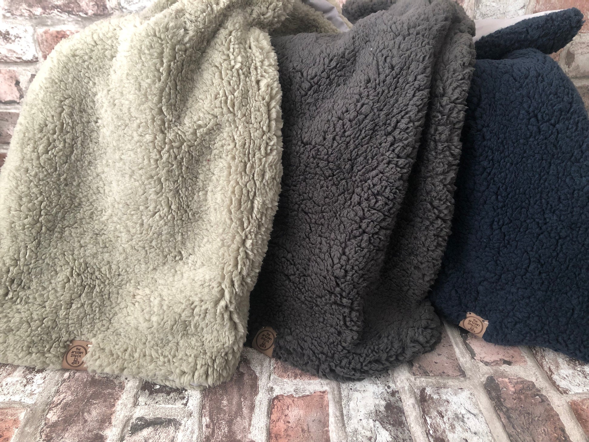 Super Soft Sherpa Fleece Dog Blanket