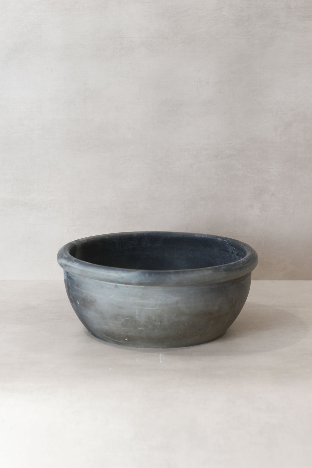 Antique Matt Grey Terracotta Bowl