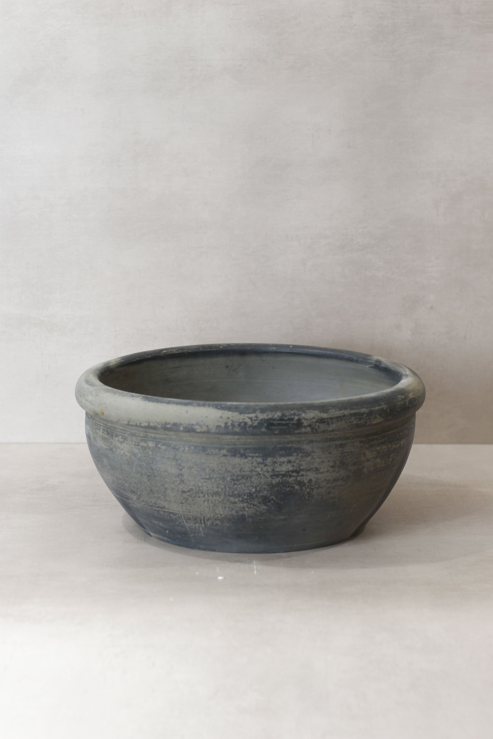 Wabi Sabi Antique Matt Grey Terracotta Bowl
