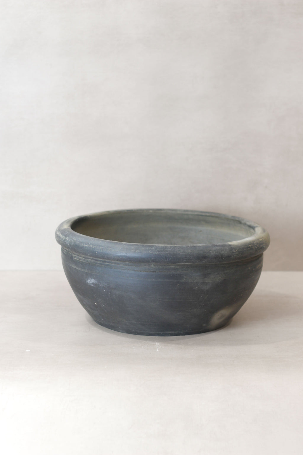 Wabi Sabi Antique Matt Grey Terracotta Bowl