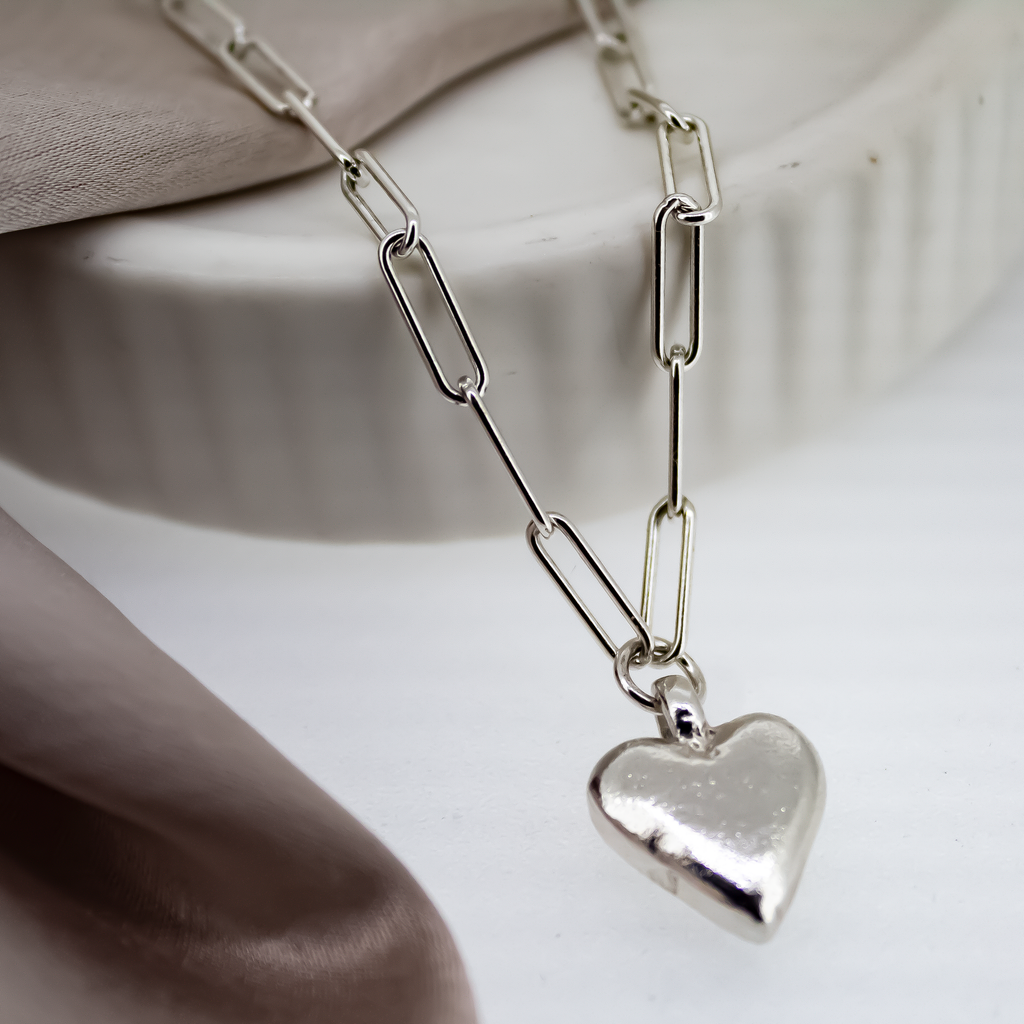 Large Heart Trace Chain Necklace in Sterling Silver