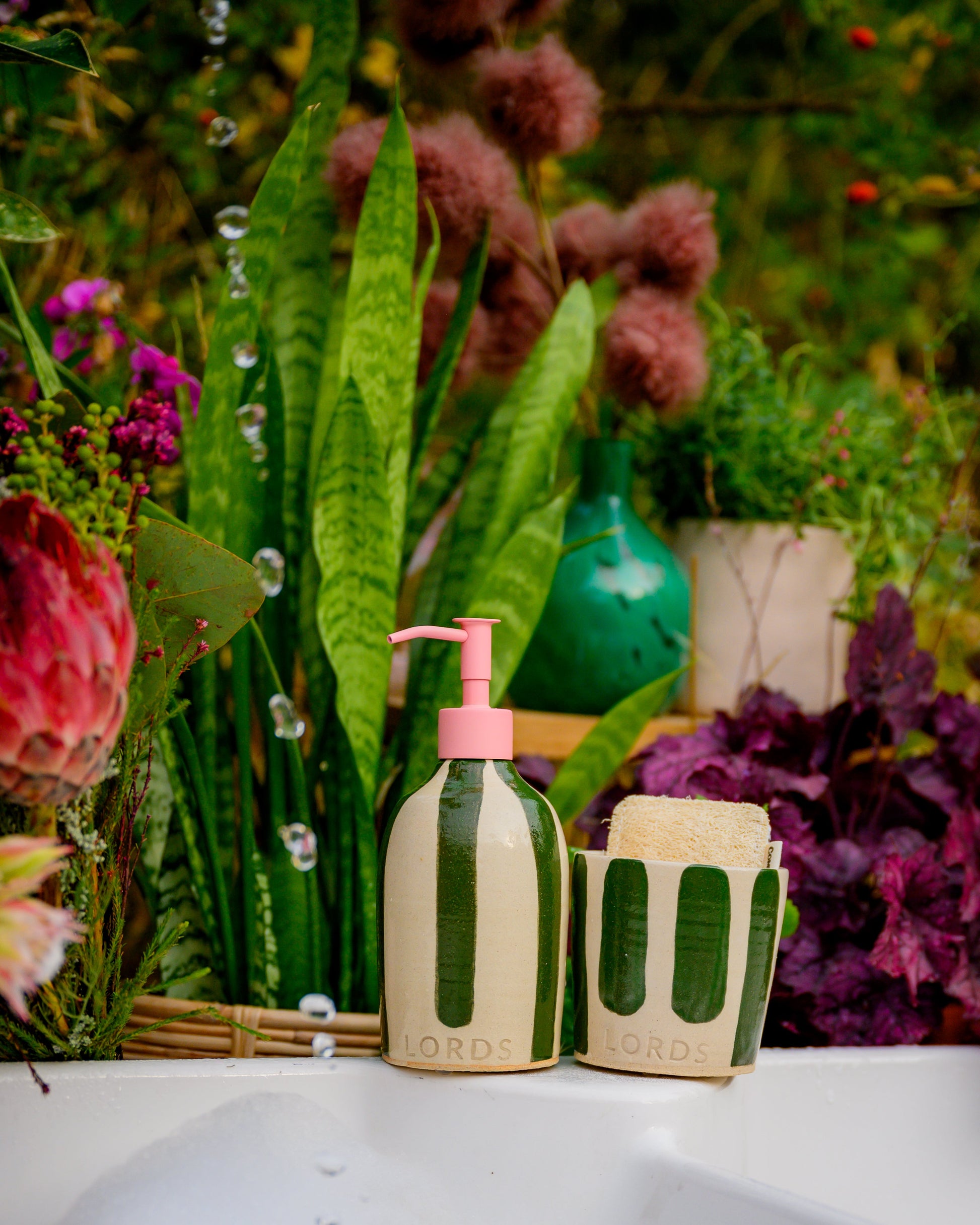 Ceramic Stripe Soap Holder with 1 Litre Refill