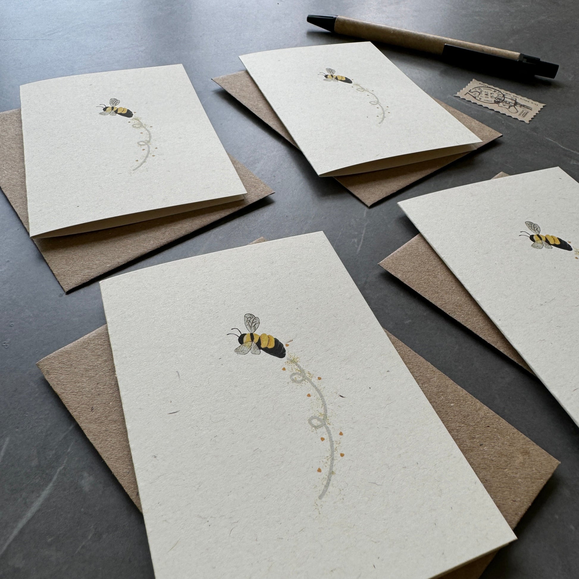 Set of 4 Bee Note Cards with Kraft Envelopes
