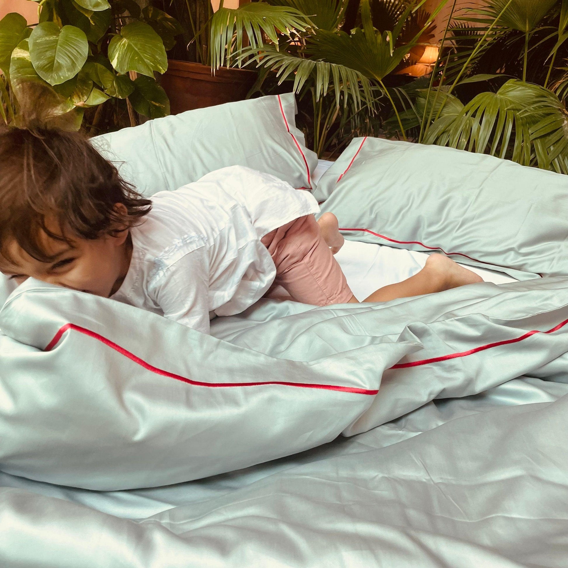 Oslo Bedding Bundle in Slate Grey, White and Deep Red