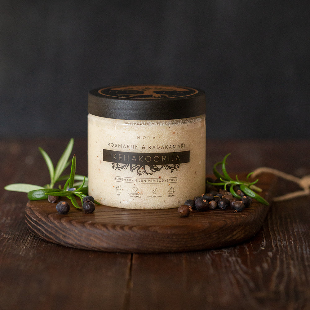 Juniper & Rosemary Body Scrub – Organic, Soothing & Moisturizing by HOIA at www.brixbailey.com