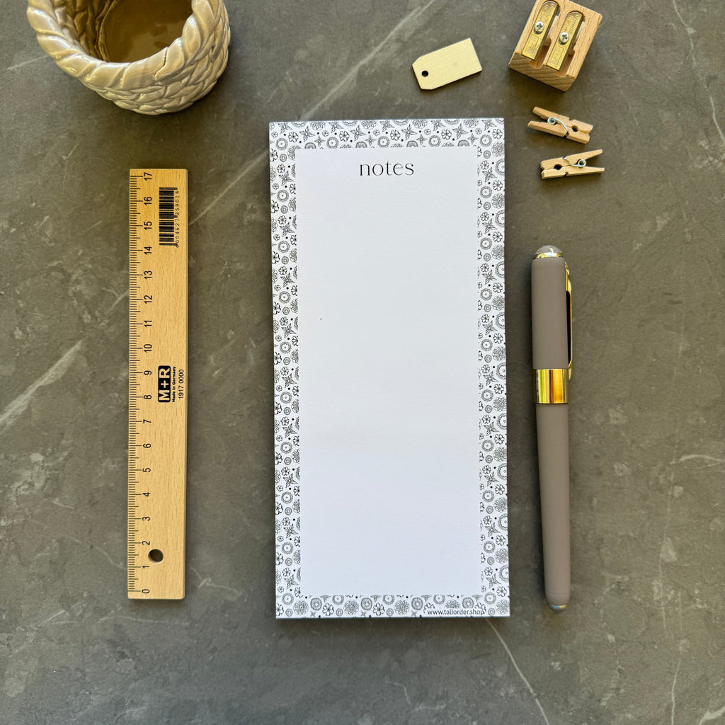 Floral Patterned List Pad with Optional Magnet