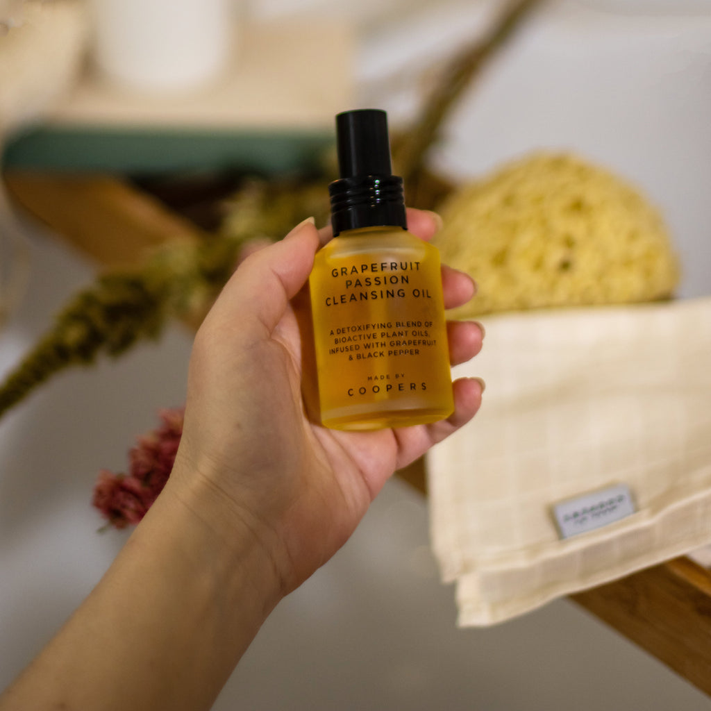 Cleanse and Glow Kit with Grapefruit Passion Cleansing Oil and Superfood Serum