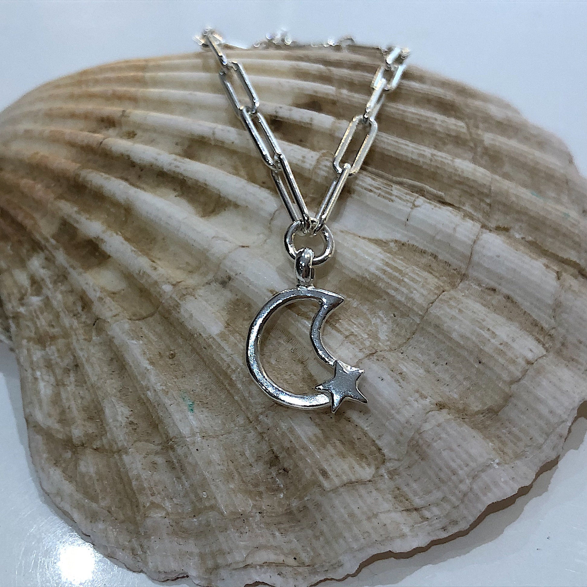 Moon and Back Trace Chain Bracelet in Sterling Silver