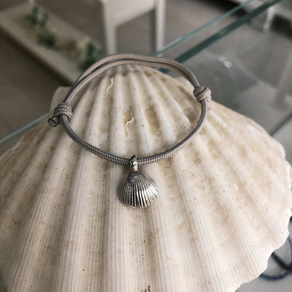 Shell Charm Rope Bracelet in Sterling Silver