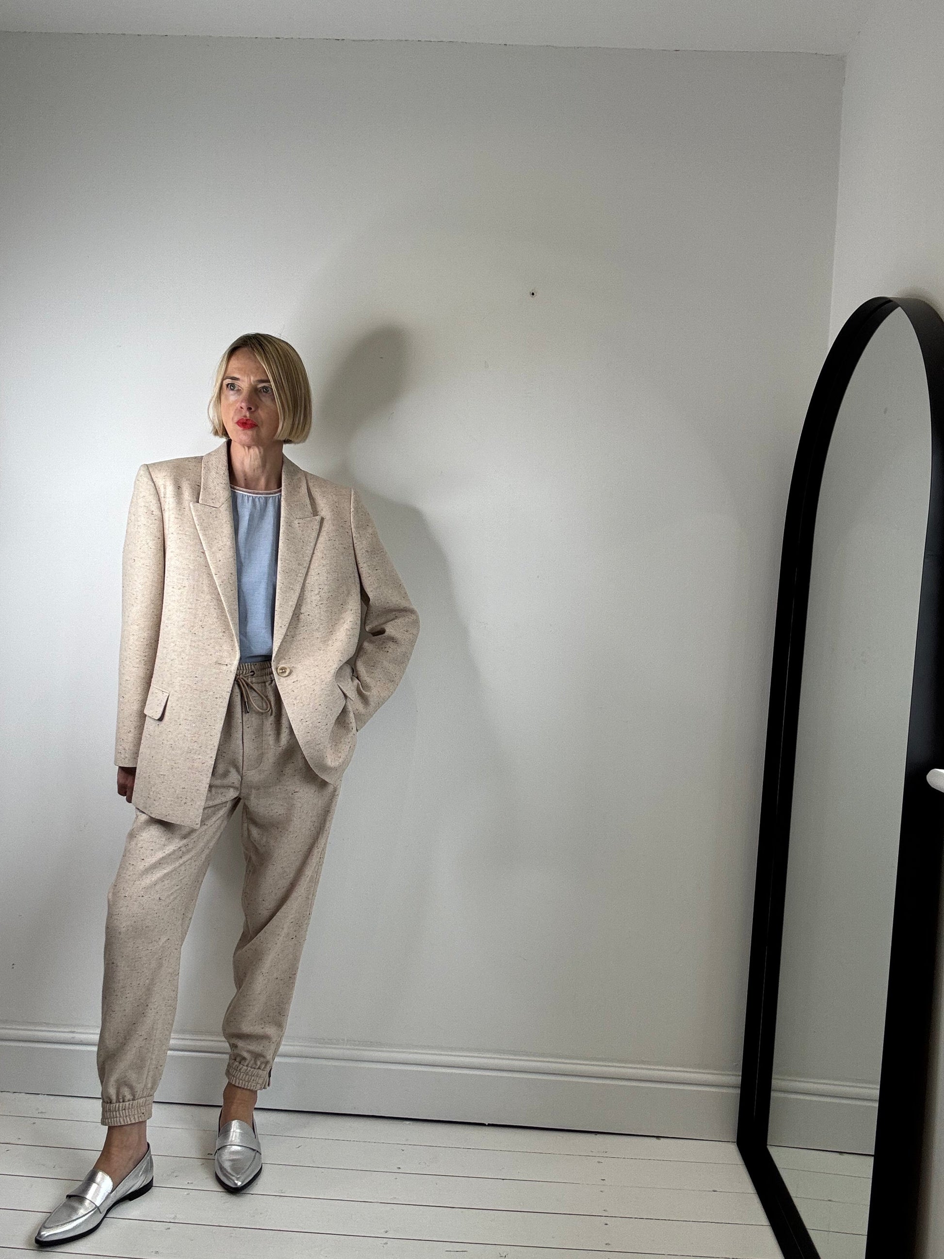 Herringbone Textured Suit in Pick