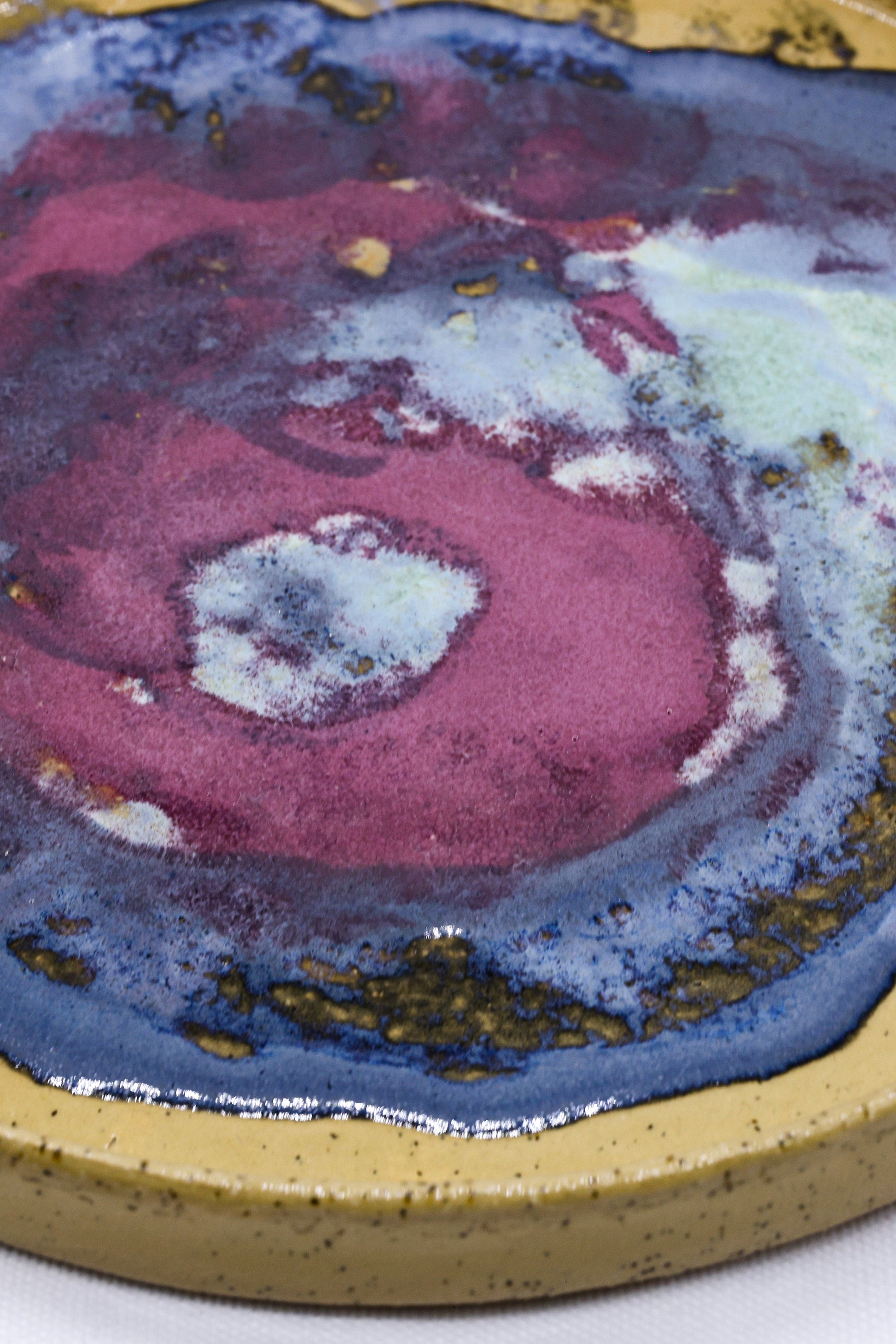 23cm Berrywave Handmade Ceramic Dinner Plate