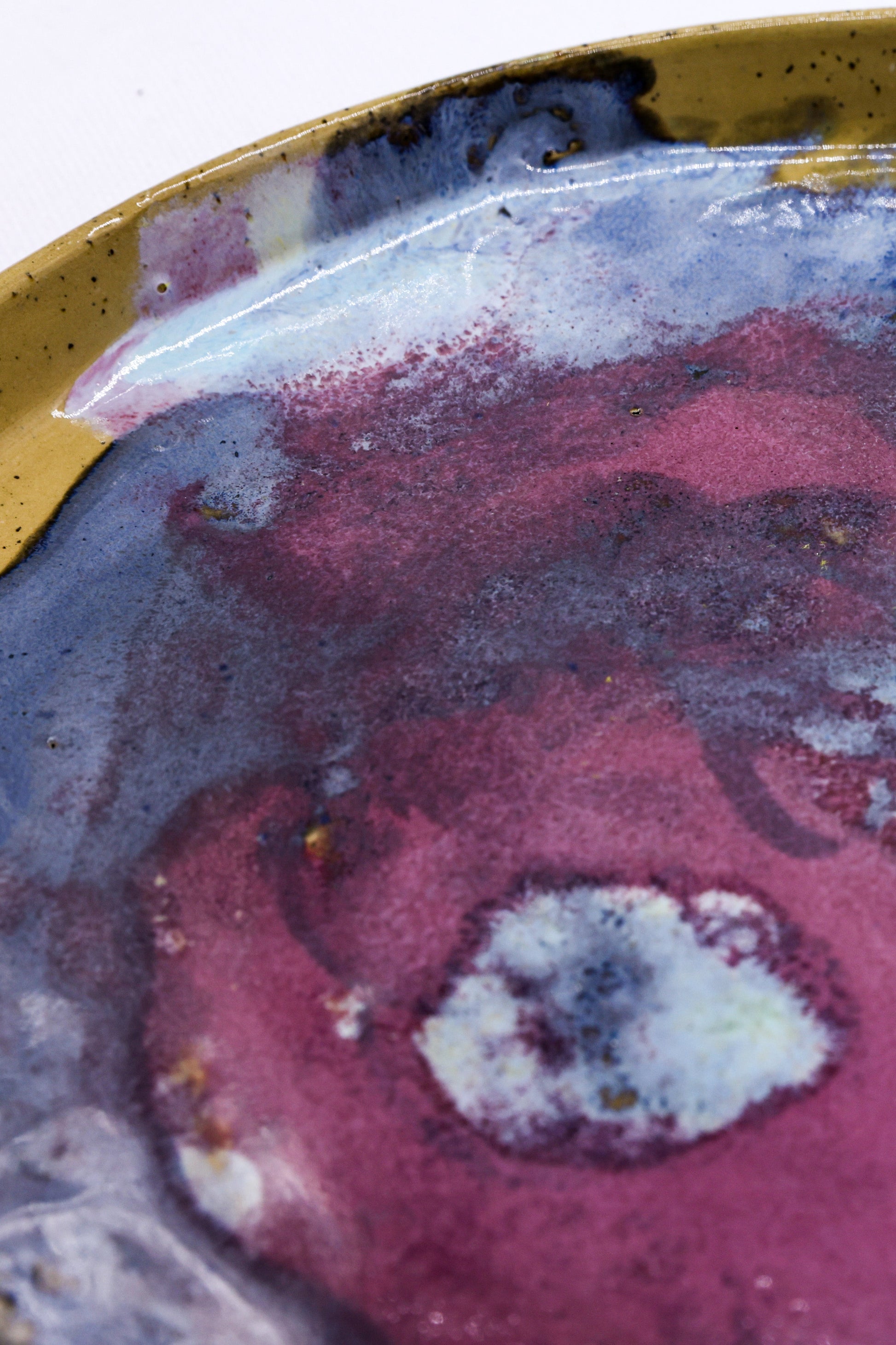 23cm Berrywave Handmade Ceramic Dinner Plate