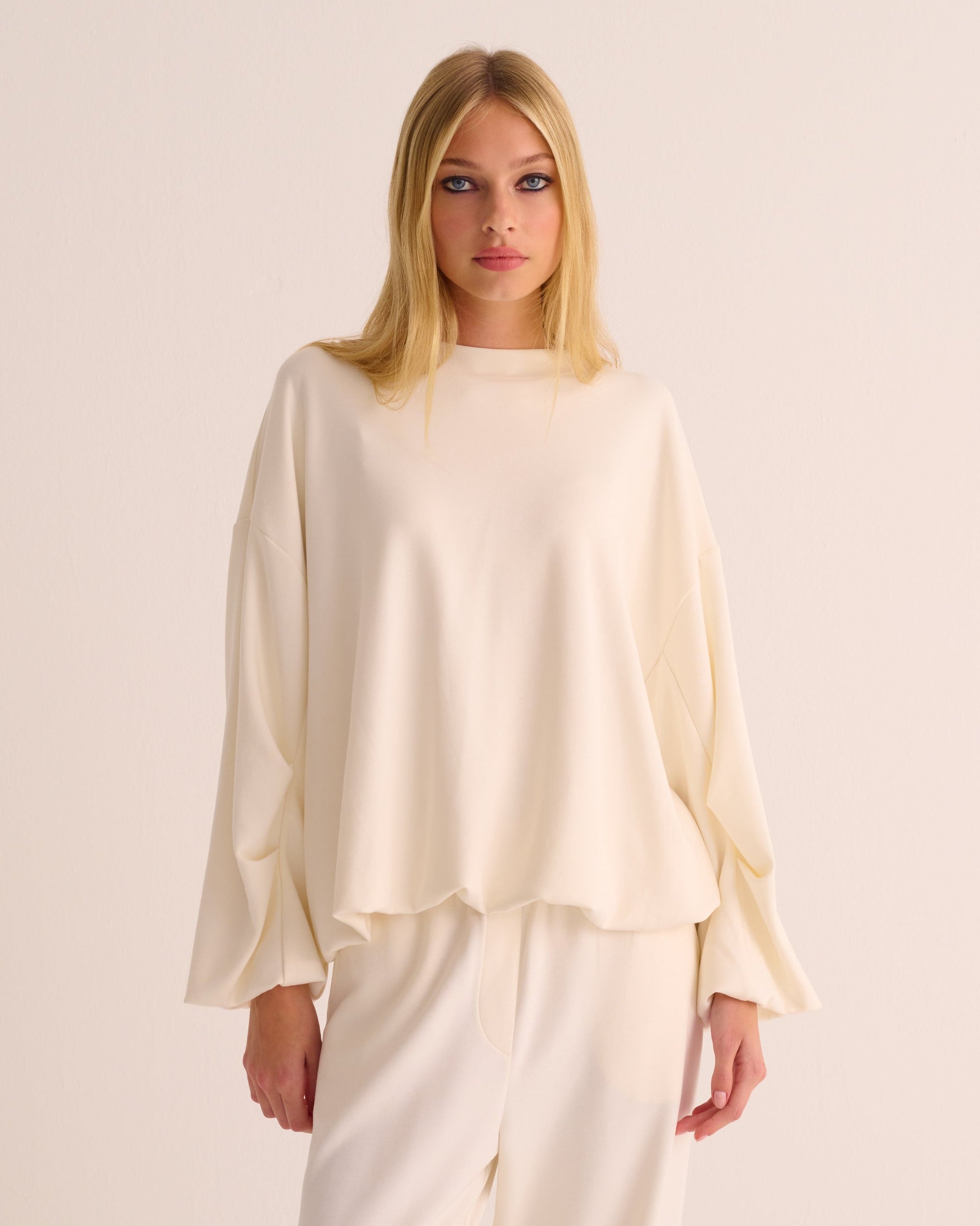 Cloud Dancer Organic Cotton Sweatshirt