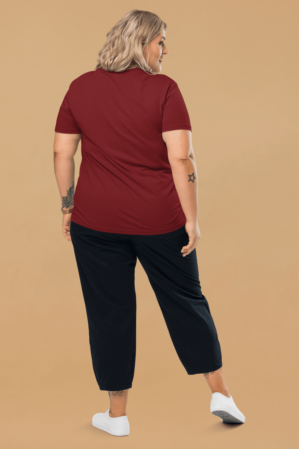 Leopard Embroidered T-Shirt in Burgundy