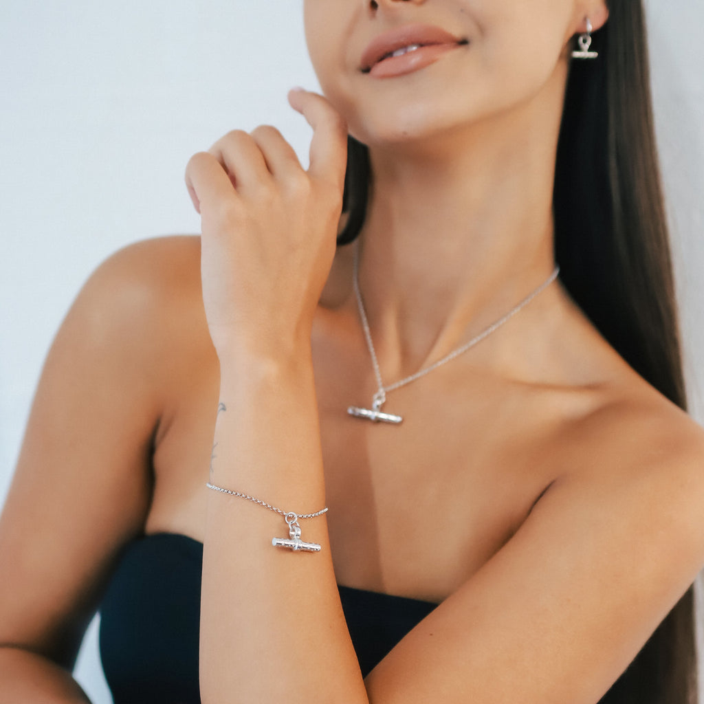 Wren T Bar Necklace Sterling Silver