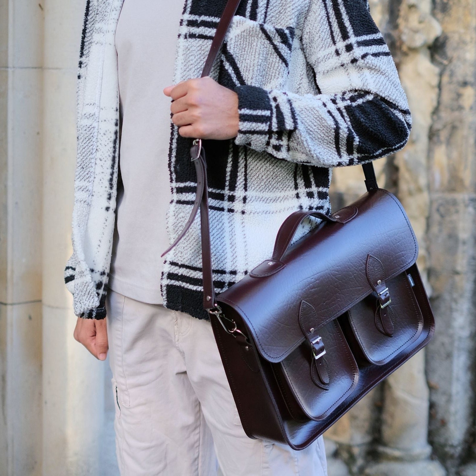 Twin Pocket Executive Handmade Leather Satchel in British Racing Green