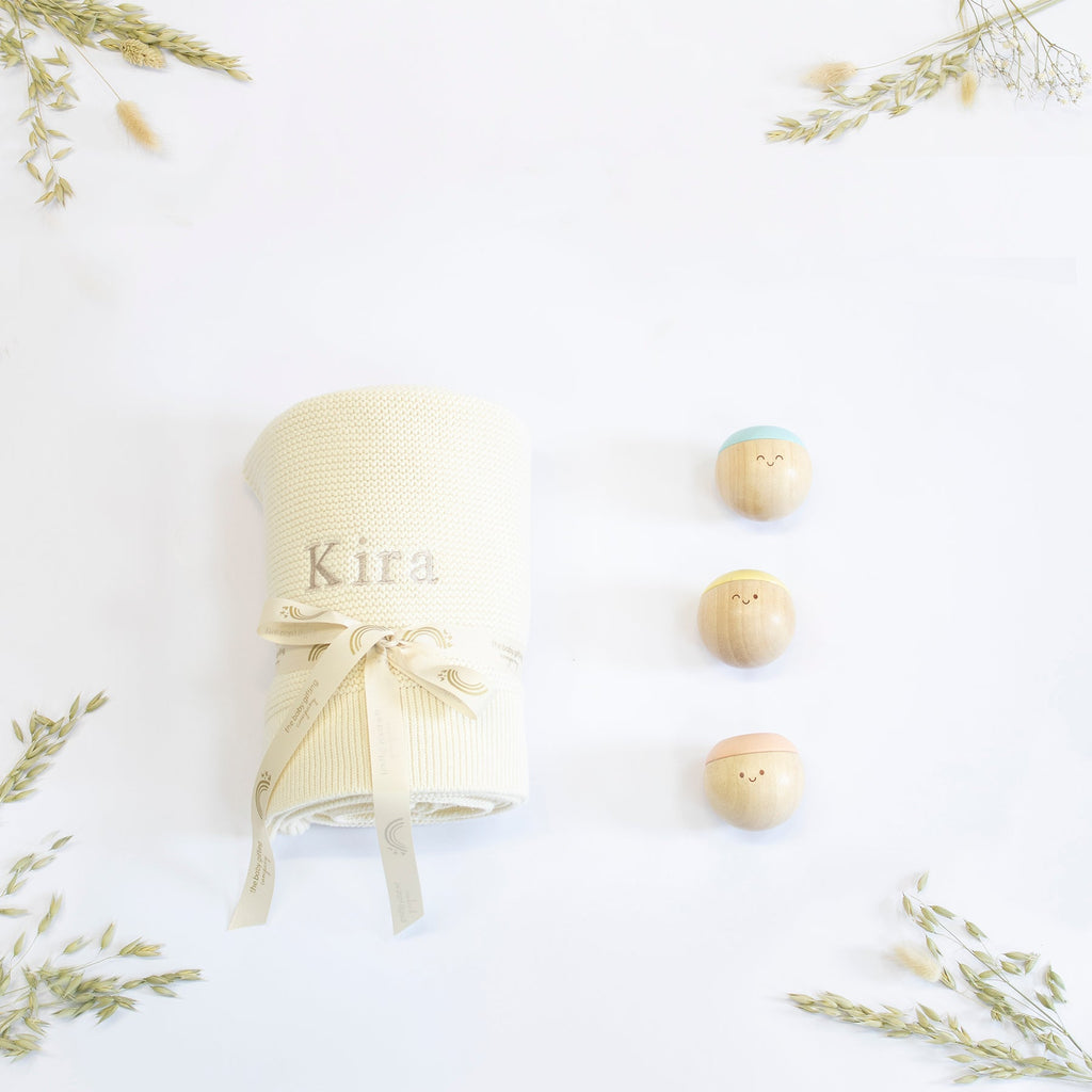 Organic Cotton Blanket and Wooden Sensory Balls Gift Set