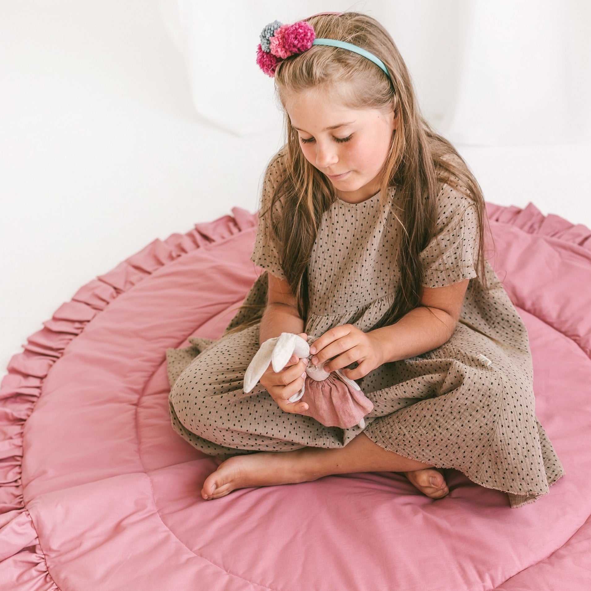 Kids Playmat with Ruffled Border in Rose
