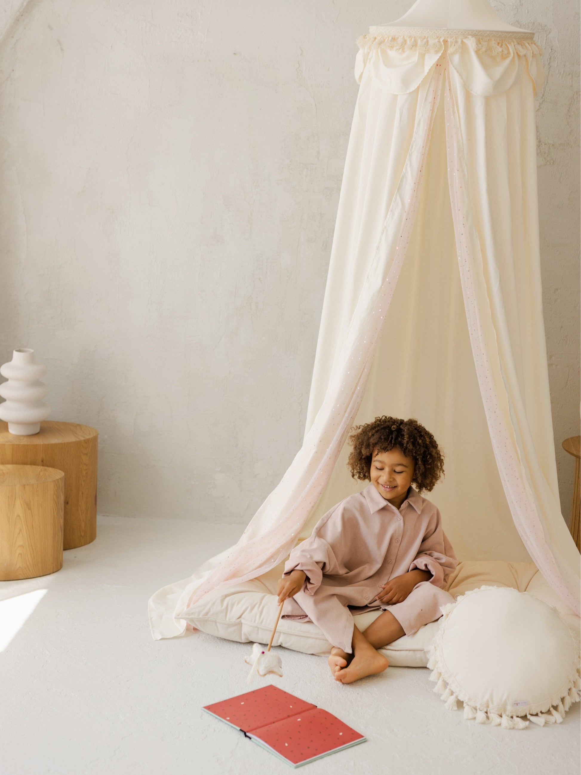 Kids Bed Canopy with Tulle and Tassels in Cream